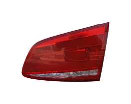 Stop Lampa Tripla Dreapta de pe Haion Capota Portbagaj Volkswagen Passat B7 Break Combi Variant 2010 - 2015 Cod 3AF945094J [LR8377]