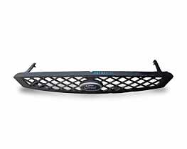 Grila Centrala cu Sigla Emblema Bara Spoiler Fata Ford Focus 1 1998 - 2004 Cod 2M51-8200-AGW [LR8379]