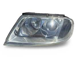 Far Faruri Stanga cu Lupa Halogen Volkswagen Passat B5.5 2001 - 2005 [LS1473]