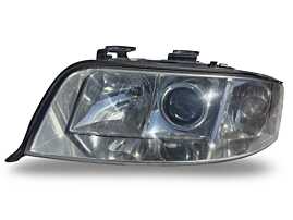 Far Faruri Stanga cu Lupa Halogen Audi A6 C5 1997 - 2005 (Ureche inferioara Lipsa) [LS1479]