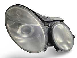 Far Faruri Dreapta cu Xenon si Lupa Mercedes Clasa E W211 NFL Non Facelift 2002 - 2006 Cod A0028202426 (Ureche Superioara Lipsa) [LS1510]