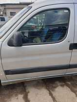 Bandou Ornament Plastic de pe Usa Portiera Stanga Fata Citroen Berlingo 2002 - 2008