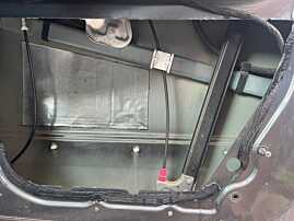 Macara Electrica pentru Geam Sticla de pe Usa Portiera Dreapta Fata Land Rover Range Rover Vogue 2002 - 2012 [C7095]