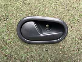 Maner Clapeta Interior Usa Portiera Stanga Spate Dacia Sandero 2 2012 - 2022 Cod 806717698R 806717698 [C4512]