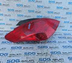 Tripla Lampa Stop Stanga de pe Caroserie Peugeot 308 Hatchback 2007 - 2013 (Are o Crapatura Vizibila in Poze) [MX1437]