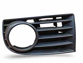 Grila Ornament Proiector Ceata Stanga de pe Bara Spoiler Fata cu Defecte Volkswagen Golf 5 2004 - 2008 Cod 1K0853665B [N6302]