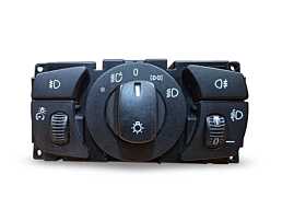 Bloc Lumini cu Proiectoare Ceata si Functia Auto BMW Seria 5 E60 E61 2003 - 2010 Cod 6953741, 33290103 [N6400]