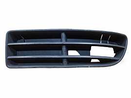 Grila Ornament Plastic Stanga de la Bara Spoiler Fata Volkswagen Bora 1998 - 2005 Cod 1J5853665A [N6421]