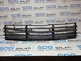 Grila Centrala Inferioara Bara Fata Volkswagen Passat B5.5 2001 - 2005 Cod VW0706901 (Fisura) [N6867]