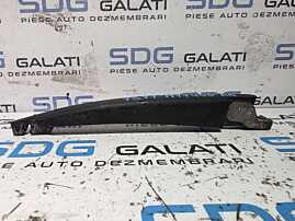 Brat Stergator Luneta Geam Sticla de pe Hayon Haion Portbagaj Ford Kuga 1 2008 - 2013 Cod 7S71-N17406-AA [N7151]