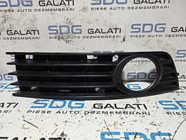 Grila Ornament Proiector Ceata Dreapta de pe Bara Spoiler Fata Audi A4 B6 2001 - 2005 Cod 8E0807682A [N7241]