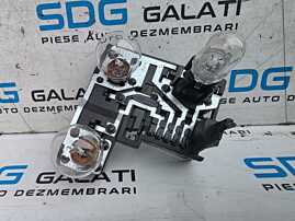Soclu Suport Becuri Tripla Stop Lampa Spate Stanga de pe Capota Portbagaj Haion Audi A6 C6 Break Combi Avant 2005 - 2011 Cod 89034321 [N7326]