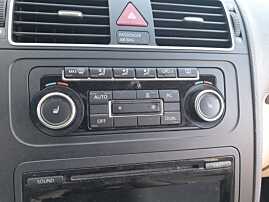 Panou Comanda AC Clima Climatronic Aer Conditionat cu Incalzire Scaune Volkswagen Touran 1T3 2010 - 2015 [C8088]