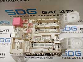 Panou Tablou Relee Sigurante Toyota Rav 4 2.2 2005 - 2013 Cod 82730-42010 [M3718]