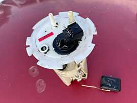 Pompa Combustibil Benzina Rezervor Chevrolet Aveo Kalos 1.2 2003 - 2011 Cod 96447642 [C6887]