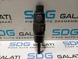 Pompa Pompita Spalator Far Faruri Volkswagen Golf 6 2008 - 2013 Cod 3B7955681 [M5476]