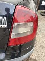 Tripla Lampa Stop Dreapta Skoda Octavia 2 Hatchback Berlina FL Facelift 2008 - 2013 (cu fisura) [Q4072]