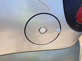 Usita Usa Capac Clapeta Rezervor cu Buson Smart Forfour W454 2004 - 2006 Culoare EB4 EAR [Q3719]