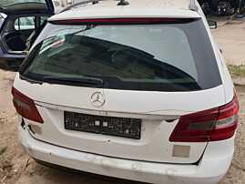 Haion Hayon Portbagaj Dezechipat cu Luneta Geam Sticla Mercedes Clasa E Class W212 Break Combi 2009 - 2016 (Prezinta Fisuri si Defecte) [Q4424]