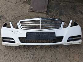Bara Spoiler Fata Completa cu Grila Emblema cu Lumini ZI Daylight Mercedes Clasa E Class W212 2009 - 2013 (Prezinta Fisuri si Defecte) [Q4446]