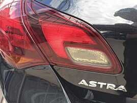 Tripla Lampa Stop Stanga de pe Hayon Haion Portbagaj Opel Astra J Hatchback Scurt 2012 - 2016 [Q4631]