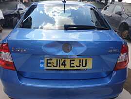 Haion Hayon Capota Portbagaj Dezechipata cu Luneta Geam Sticla Skoda Rapid Berlina 2012 - 2017 Culoare LQ5X (defect ondulatie) [Q5056]