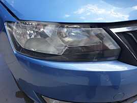 Far Faruri Dreapta cu Halogen Fara Lupa Skoda Rapid 2012 - 2017 [Q5061]