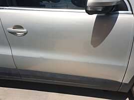 Usa Usi Portiera Portiere Dreapta Fata Dezechipata Volkswagen Tiguan 5N 2007 - 2015 Culoare LR7L (Zgarieturi, imperfectiuni) [Q5422]