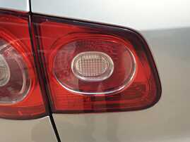 Tripla Lampa Stop Stanga de pe Hayon Haion Portbagaj Volkswagen Tiguan 5N NFL Non Facelift 2007 - 2011 [Q5432]