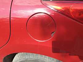 Usa Usita Capac Clapeta Buson Rezervor Peugeot 207 SW Break Combi 2007 - 2013 Culoare Rosu KJC [Q5751]