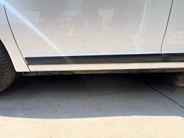 Bandou Ornament Plastic de pe Usa Portiera Stanga Fata Dacia Sandero 2 2012 - 2020 [Q6387]