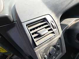 Grila Gura Grile Guri Aerisire Ventilatie Bord Stanga Volvo S40 2004 - 2012 [Q7818]