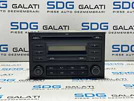 Unitate Radio CD Player RCD 200 Volkswagen Transporter T5 2003 - 2010 Cod 5Z0035152E [L3104]