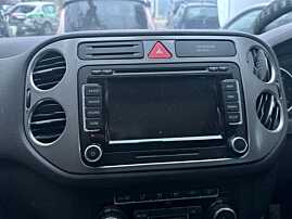 Rama Centrala Navigatie Guri Aerisire Volkswagen Tiguan 2007 - 2015 [C9108]