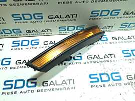 Semnalizare Dreapta din Bara Spoiler Fata Volkswagen Passat B6 2005 - 2010 Cod 3C0953042J [N0345]