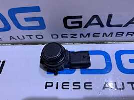 Senzor Senzori Parcare BMW Seria 3 F30 F31 F80 F34 2011 - 2019 Cod 9261581 0263013513 [AV0388]