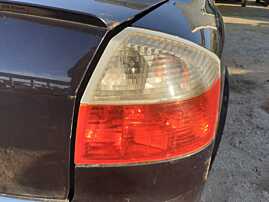 Soclu Suport Bec Becuri de la Stop Lampa Tripla Dreapta Audi A4 B6 Berlina 2001 - 2005 [C1693]