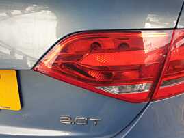Stop Lampa Tripla Dreapta de pe Capota Portbagaj Audi A4 B8 Berlina Sedan 2008 - 2012 [C1831]