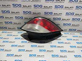 Stop Lampa Tripla Dreapta Opel Astra H Hatchback 2004 - 2010 Cod 24451837 [L2651] (Fisuri Interioare)