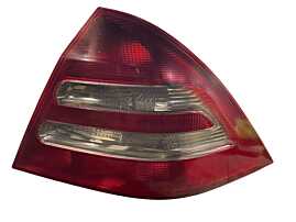 Stop Lampa Tripla Dreapta Mercedes Clasa C Class W203 2001 - 2004 [LR0234]