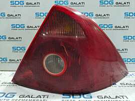 Stop Lampa Tripla Dreapta Ford Mondeo 3 MK3 Berlina Sedan Limuzina 2000 - 2007 Cod 1S7X-13N411-A [L4880]
