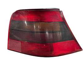 Stop Tripla Lampa Dreapta Volkswagen Golf 4 Hatchback Scurt 1998 - 2005 [LR0095]
