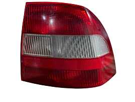 Stop Lampa Tripla Dreapta Opel Vectra B 1995 - 2002 Cod 90568049 [LR0278]