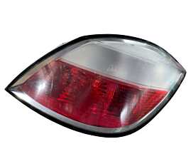 Stop Lampa Tripla Dreapta Opel Astra H Hatchback Scurt 2004 - 2010 [LR0294]