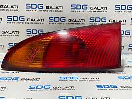 Stop Lampa Tripla Stanga Ford Focus 1 Hatchback Scurt Ford Focus 1 1998 - 2004 [L2378]