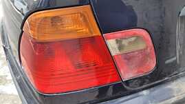 Stop Lampa Tripla Stanga de pe Aripa Caroserie BMW Seria 3 E46 Berlina Sedan 1997 - 2001 [C2398]