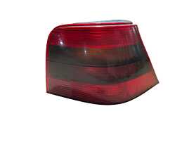 Stop Lampa Tripla Dreapta Volkswagen Golf 4 Hatchback Scurt 1998 - 2005 Cod 1J6945112S [LR0618]