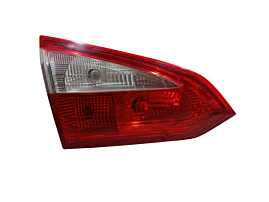 Stop Lampa Tripla Stanga de pe Haion Hayon Portbagaj Ford Focus 3 NFL Non Facelift 2010 - 2014 Cod BM51-13A603-B BM51-13A603-D [LC0763]