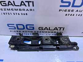 Suport Ghidaj Culisant Stanga Aripa Spoiler Bara Fata VW Passat B6 2005 - 2010 Cod 3C0807183