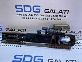 Suport Interior Maner Usa Portiera Dreapta Fata Renault Laguna 2 2001 - 2007 Cod 8200004747